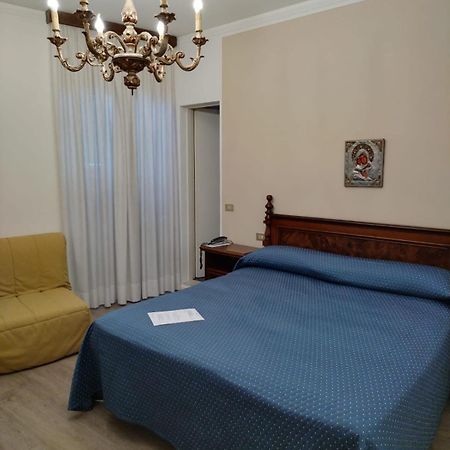 Belvedere Hotel&Villa Toscolano Maderno Eksteriør billede